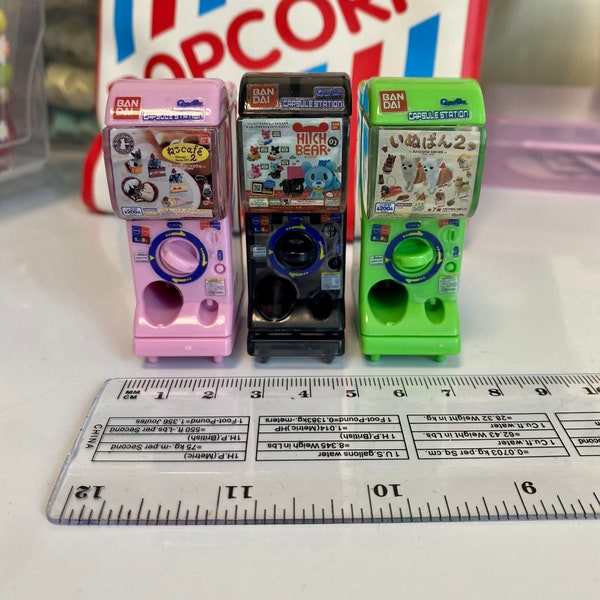 Miniature Tiny Gashapon Gacha Machine Toy