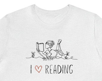 I Heart Reading T-Shirt | Unisex Short Sleeve Tee | Perfect Gift for Readers