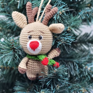 Hanging Reindeer | Crochet Reindeer - Handmade Amigurumi - Tree Ornament - Christmas Indoor Decor - Crochet Toy - Holiday Indoor Decoration