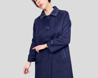 Vintage 70s Navy Blue 100% Llama Wool Size M/L Button Closure Long Winter Coat