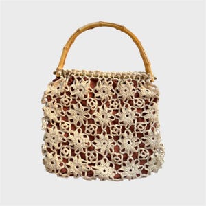 70s Vintage Crochet Bag – Boho Floral Knit Tote with Bamboo Handles