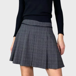 Grey Pleated Mini Skirt - 00s Vintage Skirt