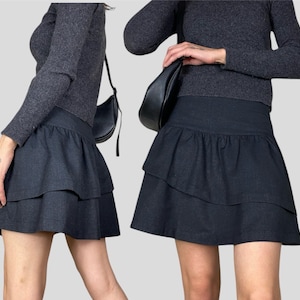Y2K Dark Grey Ruffle Mini Skirt - Size M