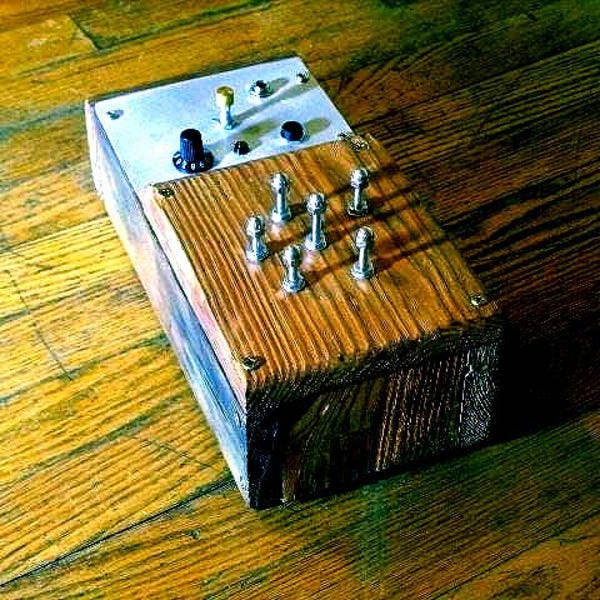 Chaotic Harsh Noise Organ