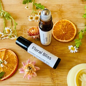 Essential Perfume Oil Roller for relaxation Natural Perfume Oil for Aromatheraphy Fragrance Stress Relief Gifts for friends Self Care Gifts