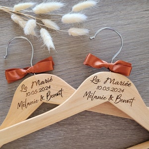 Personalized wooden wedding hanger, wedding decoration, wedding souvenir, personalized engraved hanger, bride and groom hanger, the softness of wood image 4