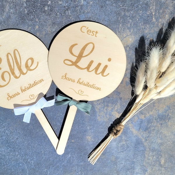 Gioco personalizzato per lui e per lei, giochi per matrimoni, cartello "è lui è lei", gioco per matrimoni, lui e lei in legno, gioco di carte - la morbidezza del legno