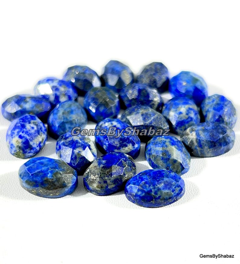 14 x 10 mm. Ovala rosenskurna lapis lazuli-cabochoner för att tillverka smycken och andra saker bild 3