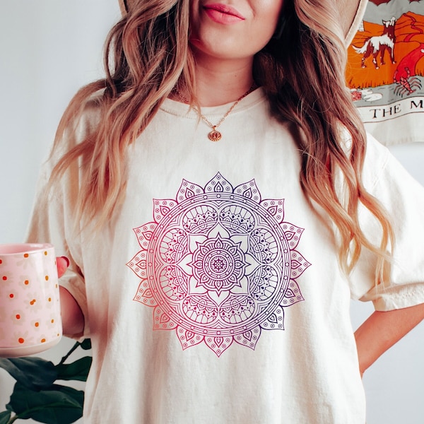 Comfort Colors® Geometric Design Sunflower Shirt, Cute Spring Shirt, Pretty Flower Shirt, Woman Floral Shirt, Trendy Sunflower Shirt