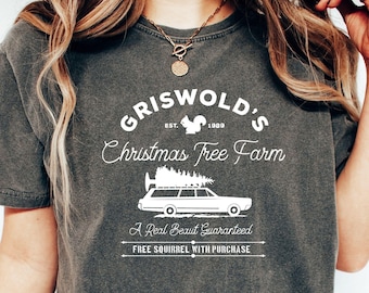 Weihnachtsbaum Bauernhof T-Shirts, Komfortfarben Hemden, Weihnachtsbauern-T-Stück, Familien-Weihnachtshemd, Weihnachtsfeier-T-Shirts, Winter-Saison-T-Stück