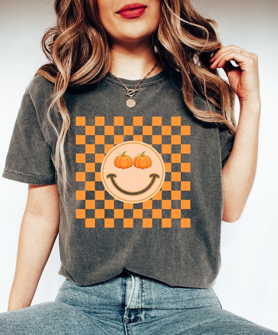 Comfort Colors® Retro Smiley Face Thanksgiving Shirt, Happy Thanksgiving Shirt, Happy Pumpkin Shirt ,Retro Smiley Face Shirt  ,Pumpkin Shirt