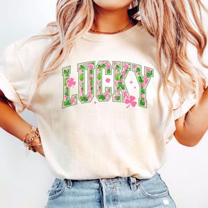 Retro Lucky Shirts, Pink Lucky T-Shirt, Coquette Pink Shamrock Shirt, St Patricks Day Tee, Happy Go Lucky Crewneck, Lucky Shamrock Shirt