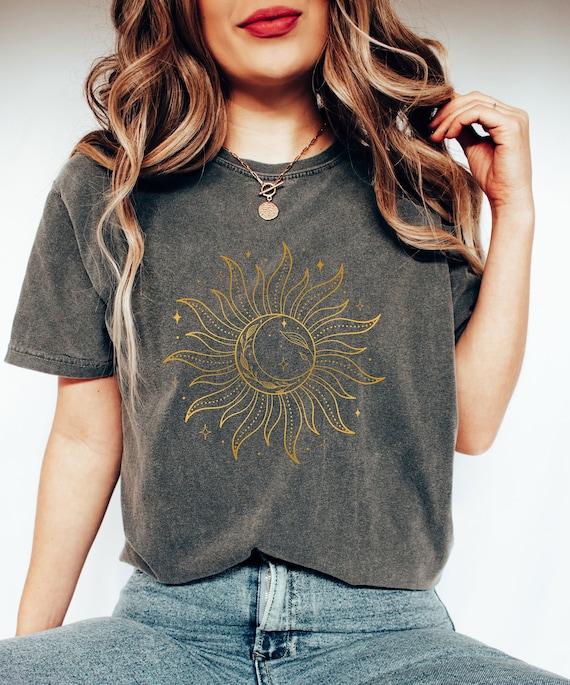 Retro Gold Moon And Sun Shirt, Celestial Moon Shirt, Moon Lover Shirt, Boho Moon Shirt, Astronomy Shirt, Space Lover Shirt, Astrology Shirt