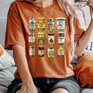 Comfort Colors® Vintage Canned Pickles T-shirt för pickleälskare, Pickle Jar-tröja, konserveringssäsongströja, hemgjord pickle-tröja med rund hals bild 4