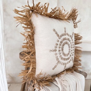Federa per cuscino intrecciata a mano Bali, fodera per cuscino balinese, fodera per cuscino fatta a mano, fodera per cuscino in cotone, federa decorativa con conchiglie ANA