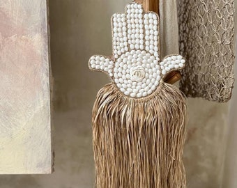 Boho Wall Decoration, Handcrafted Shells Home Decor, Hamsa Hand Decor from Rafia, Handmade from Bali, Natural Materials BOHO FATIMA
