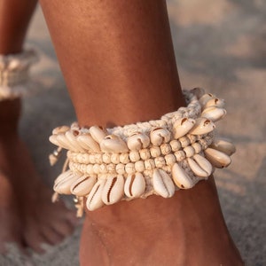 Cowrie Shell Ankle Bracelet, Boho Seashell Anklet, Bohemian Summer Anklet, Beaded Anklet, Boho Beach Anklet Natural image 5
