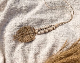 Shell Ornament Tassel, Seashell Decorative Fringe, Beach-Inspired Tassel, Seaside Accent Tassel, Handmade from Bali, Natural Decoration ENAM