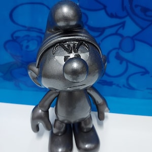 Unicef White Smurf 19 cm Global Smurf mit Kleidung DIY Sliver Black Grouchy