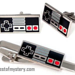 NES Controller Cufflinks, Nintendo Tie Clip, SNES Men&#39;s Jewelry, Tie Bar Tack Groomsmen Wedding Gift, Grooms Best Man Gifts