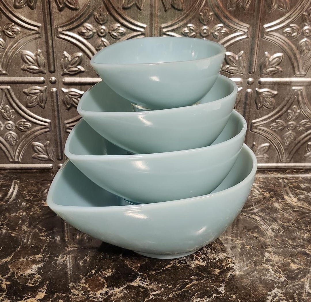 168 Fire King Phelbee Small Ref Lid 2セット 168 Fire King Phelbee Small Ref Lid 2セット