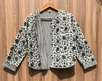 Chaqueta acolchada de algodón para mujer Bloque impreso Estilo boho Chaquetas acolchadas hechas a mano Abrigo Regalos de vacaciones Botón Chaqueta más cercana para regalos de mujer