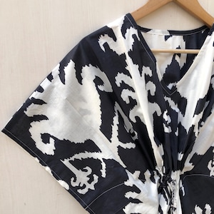 Caftano con stampa ikat/Caftano in cotone/Abito da festa/Abito lungo poncho da spiaggia/Caftano indiano/Abito da damigella d&#39;onore/Regali per compleanno/Natale/Regali per lei