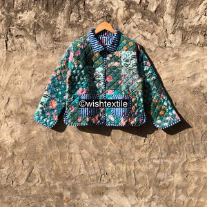 Veste/manteau matelassé patchwork Kantha en coton indien fait main, imprimé au bloc, réversible, kimono vintage, cadeau de Saint-Valentin pour femme