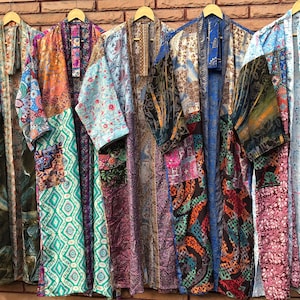 Wholesale Lot of 15 Piece Woman&#39;s Long Silk Kimono Robe Floral Kimono Silk Robes Vintage Kimono Silk Robe Wholesale kimonos Chirstmas gift.