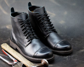 Bottes pour hommes, bottes à lacets, bottes hautes pour hommes, bottes en cuir pour hommes, bottes en cuir faites à la main, bottes de combat, bottes noires, no. 9A