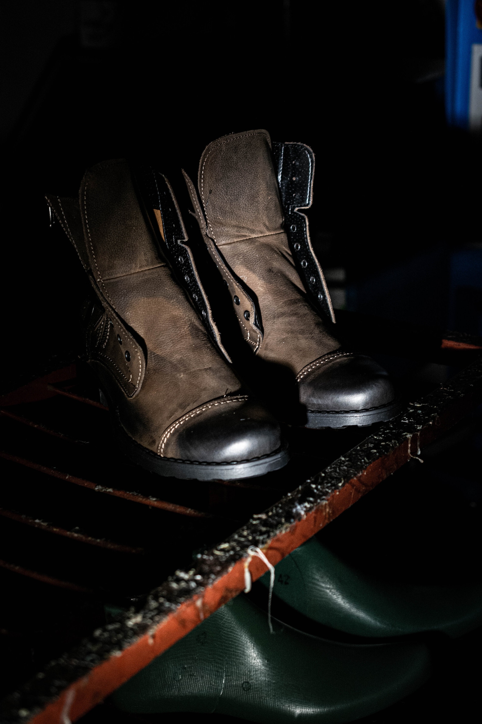 mens tall leather lace up boots