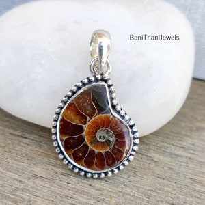 Ammonite Fossil Pendant, Silver Pendant, Ammonite Fossil Jewelry, Ammonite Fossil Necklace, Women Pendant, Handmade Pendant, Silver Jewelry