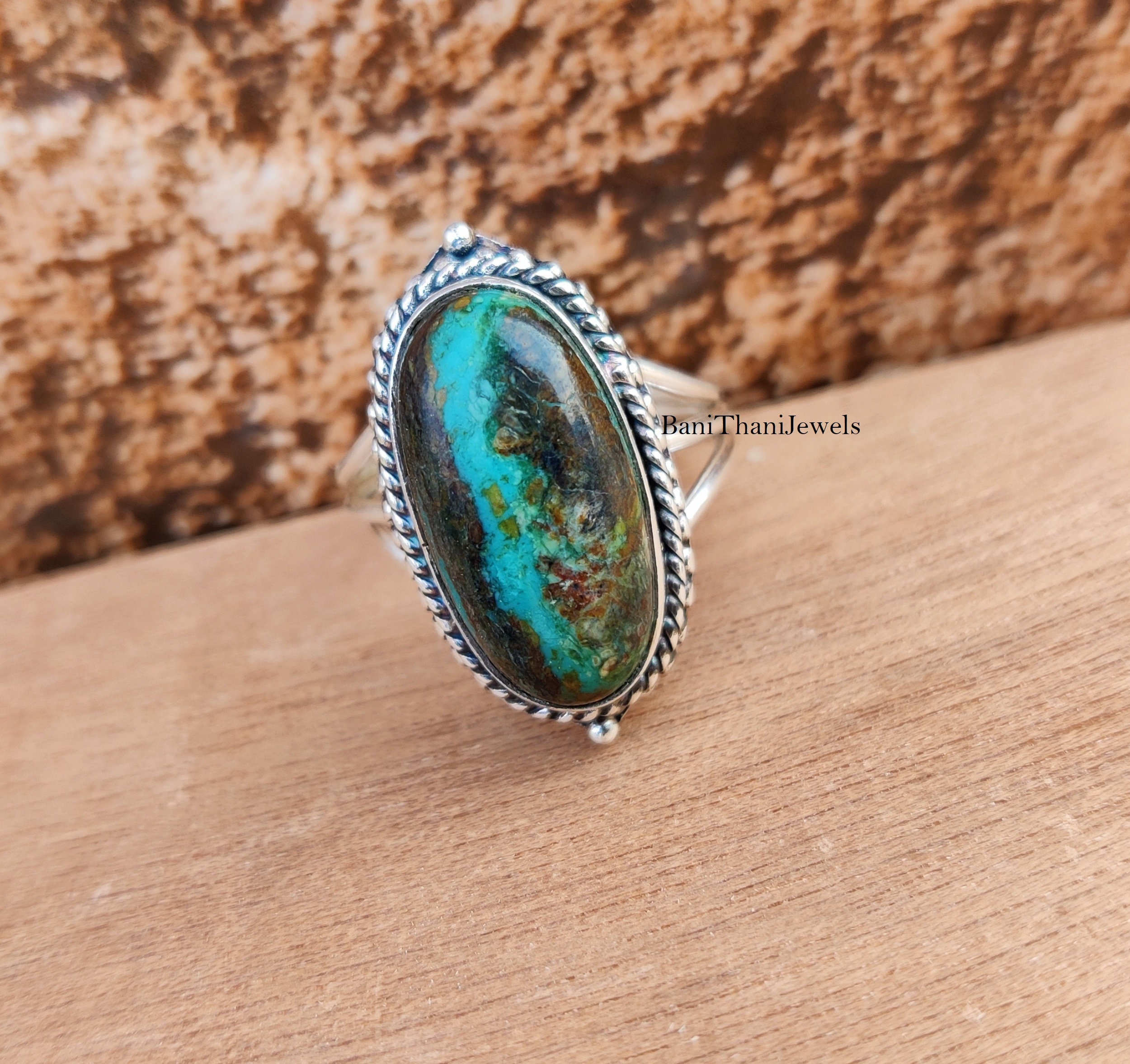 Bague Style Tibétain En Turquoise Reconstituée - Taille Flexible - Alliage - Neuf Sans Emballage