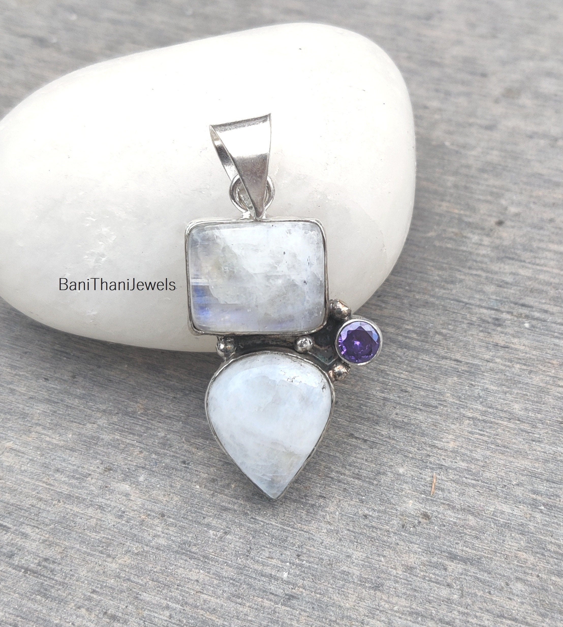 Collier Artisanal En Argent 925 Avec Améthystes Et Pierres De Lune - Longueur 48 Cm, Montage Sur Fil - Occasion