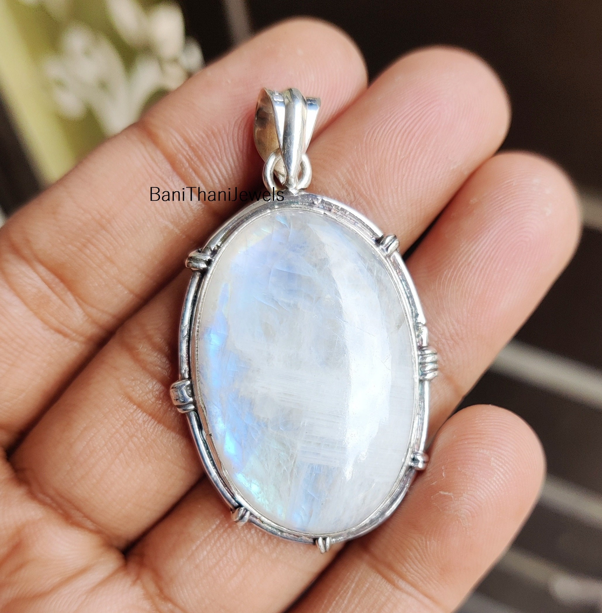 【完全未開封】リドム Llife STREAMLINE OVAL PENDANT 完全未開封】リドム Llife STREAMLINE OVAL PENDANT