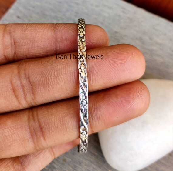 Handmade 925 Silver Bangle: Floral Design Bracelet