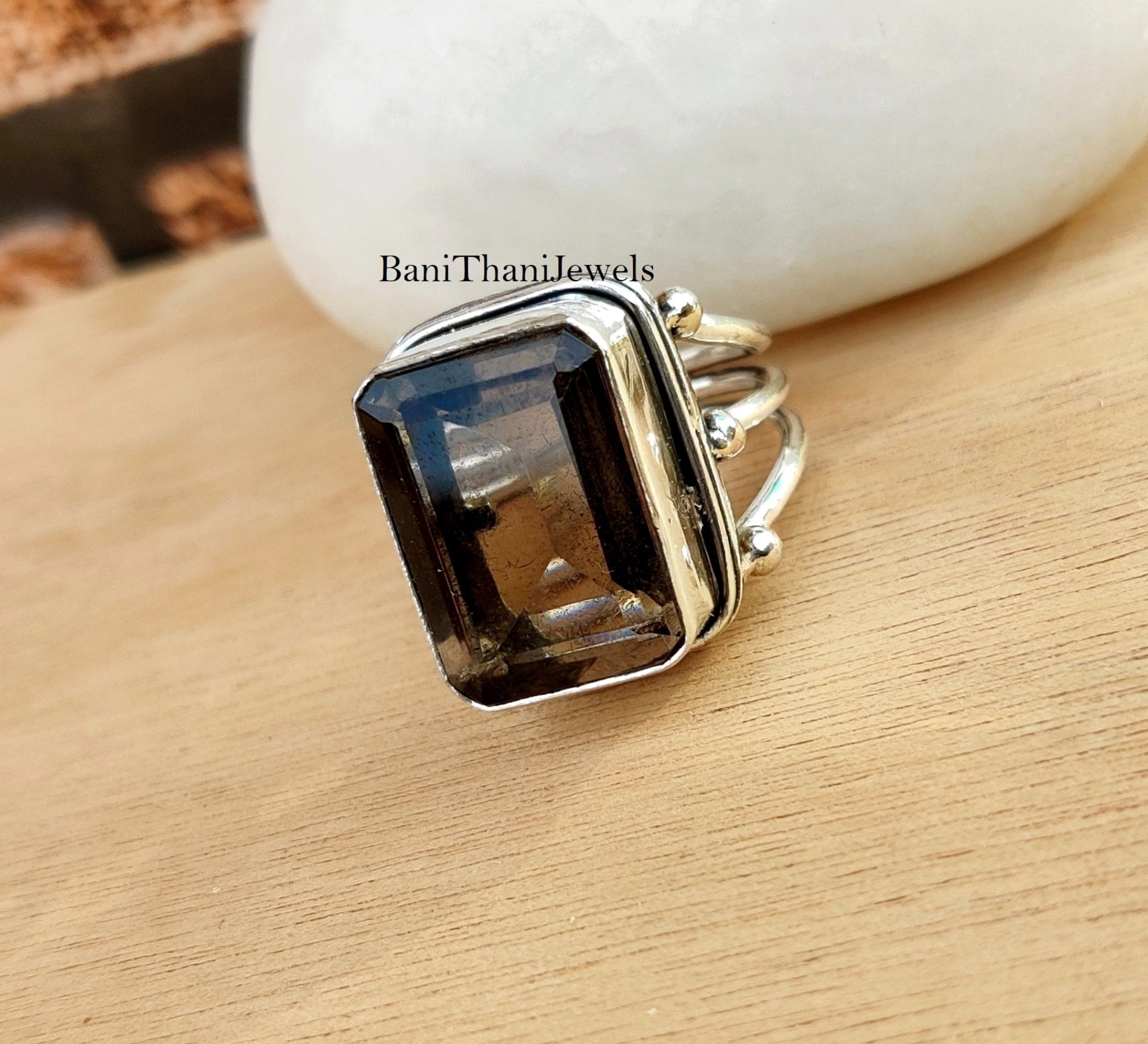 Bague En Or Avec Quartz Fumé - Pierre Naturelle - Poids 10,55 G - Occasion