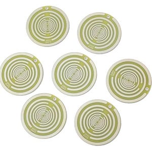 Könnte beinhalten: Sechs runde, weiß und grün bedruckte Leiterplatten mit einem Spiralmuster. Jede Platine hat ein Loch in der Mitte und den Text "MWD EMF" auf der Unterseite.