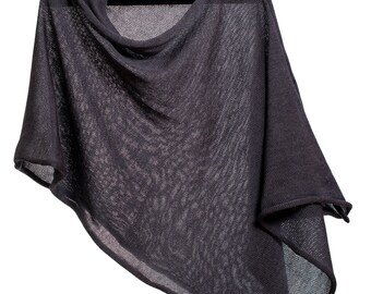 Poncho asimétrico de lana merino fina en color gris carbón / Poncho versátil para mujer / Hecho a mano en el Reino Unido