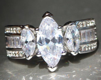 Eleganter Ring mit drei Steinen, 3,9 Karat Marquise-Diamantring, 14 Karat Weißgold, Solitärring mit Akzent, Geschenk zur Hochzeit, Geschenk für Frauen