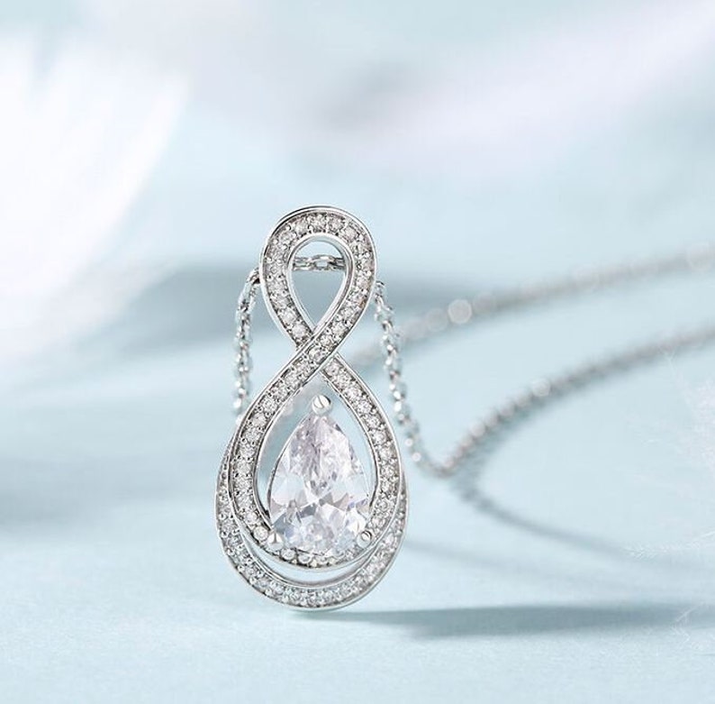 Infinity Halskette, Diamant Halskette, Weißgold Halskette, Verlobungskette, 1,84 Ct Diamant Halskette, Hochzeitsgeschenke, Benutzerdefinierter Anhänger Bild 1