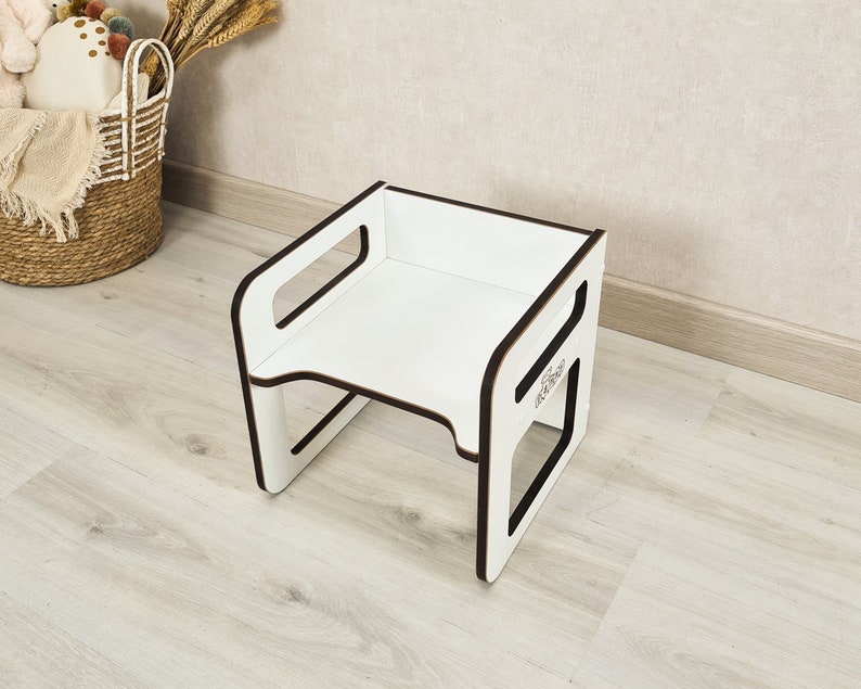 Meubles Montessori Table et chaise pour tout-petits Cube 2en1 Table de jeu de société Parfait pour apprendre et jouer Cadeau idéal pour un anniversaire et Noël. image 7