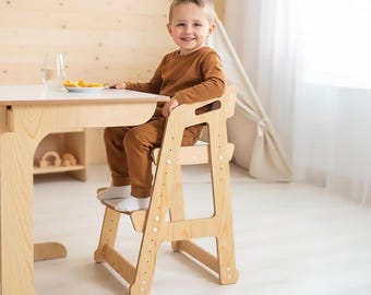 Adjustable Growth Chair for Kids – Ergonomic Seat for Ages 3–10 (Pine Finish)