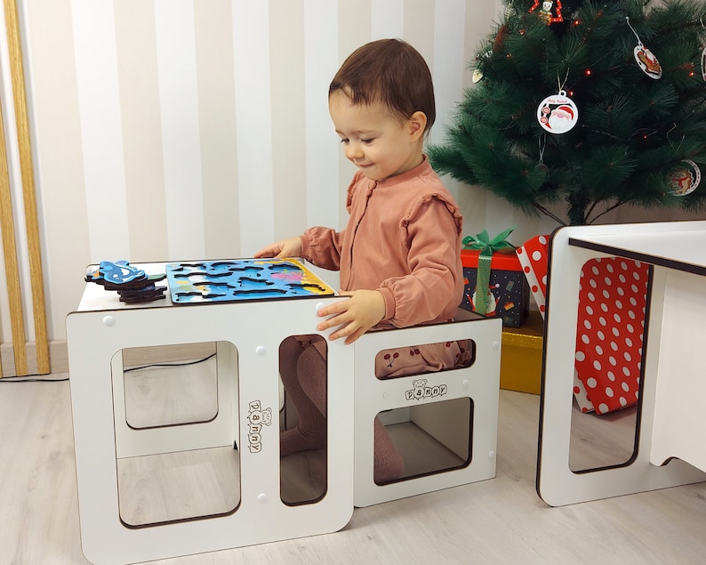 Meubles Montessori Table et chaise pour tout-petits Cube 2en1 Table de jeu de société Parfait pour apprendre et jouer Cadeau idéal pour un anniversaire et Noël. image 2