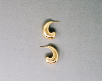 Chunky Gold Hoop Earrings - Dome Gold Hoop Earrings, Trendy Hoops, Gold Chunky Hoop Stud, Chunky Vintage Gold Earrings