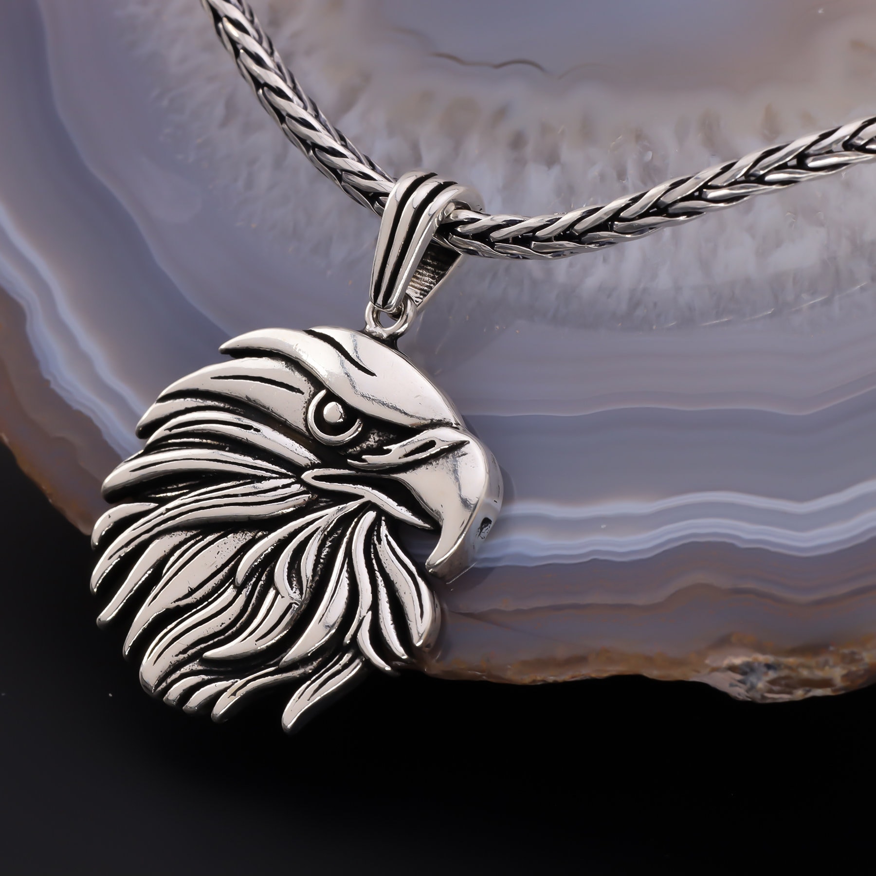 Pendentif plaqué or aigle en plein vol 40x25mm - D'Or et d'Argent