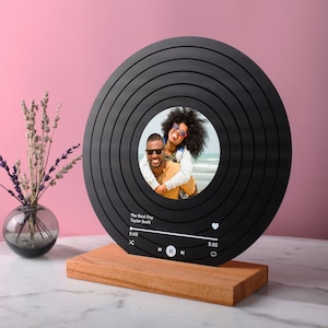 Personalized Vinyl Record - Valentine&#39;s Day Gift - Wedding Anniversary Gift - 1st Anniversary Gift for Him - Boyfriend Gift - Gifts for Wife