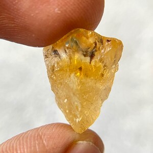 RARE REAL Citrine Raw Gemstone,Uncut-18.80 Carat, Yellow Citrine Rough Stone, Raw Healing Crystal, For Jewelry Making etc