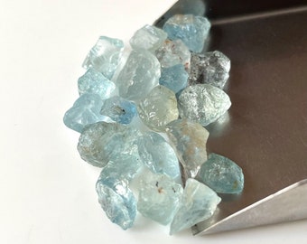 Lote de 30 quilates de água-marinha bruta de alta qualidade, 5-10 mm, cristal de cura, gema bruta solta, pedra do mês de março