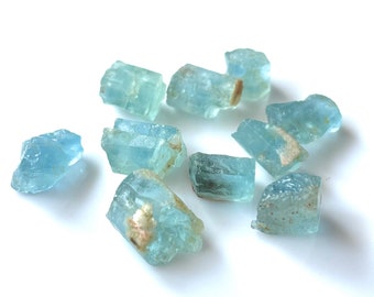 10Pcs AAA Raw Natural Blue Aquamarine Rough Crystal Raw, 7-9 MM, Healing Crytal Aquamarine Rough Loose March birthstone,Gift For her